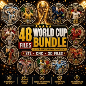 Op de afbeelding: Een digitale kunstbundel met 48 World Cup-bestanden. De afbeelding toont gedetailleerde illustraties van voetballers uit verschillende landen, waaronder Argentinië, Brazilië, Frankrijk en Duitsland. De tekst luidt "48 World Cup Files Bundle" met STL, CNC en 3D-bestandsopties.