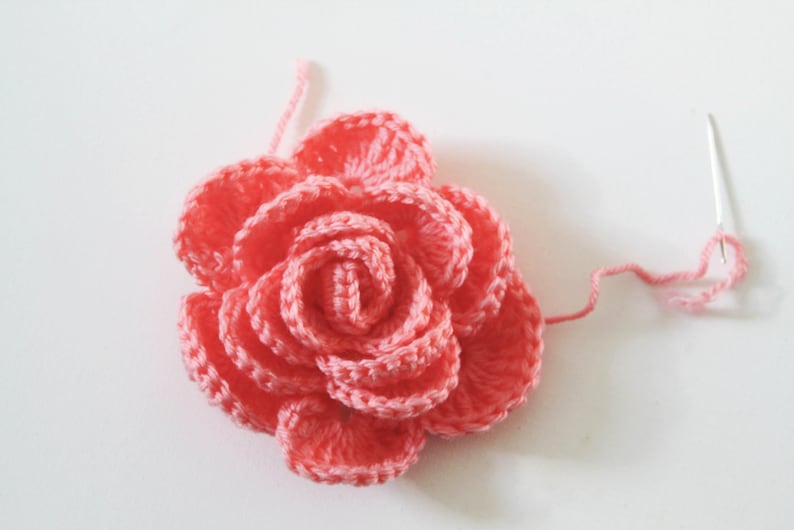 Realistic Crochet Rose Pattern 3-D Floral Jewelry Flowers Applique Embellishment Three Dimensional Rosette Handmade Gift Idea Adornment image 8