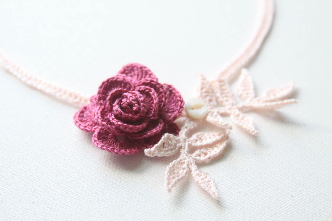 Realistic Crochet Rose Pattern 3-D Floral Jewelry Flowers Applique ...