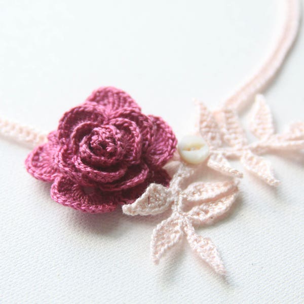 Realistic Crochet Rose Pattern 3-D Floral Jewelry Flowers Applique Embellishment Three Dimensional Rosette Handmade Gift Idea Adornment