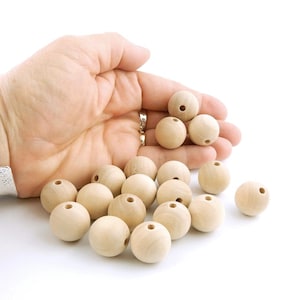 20mm (3/4 inch) Round Natural Unfinished Wooden Beads, choose quantity 10, 20, 50 pieces