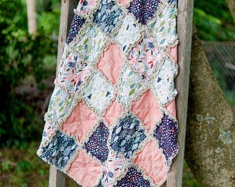 Cottontail - Baby Rag Quilt