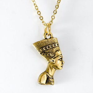 Nefertiti Necklace, Egyptian Jewelry, Egyptian Queen Necklace, Antique Gold Nefertiti Necklace, Nefertiti Charm Necklace, summer gift