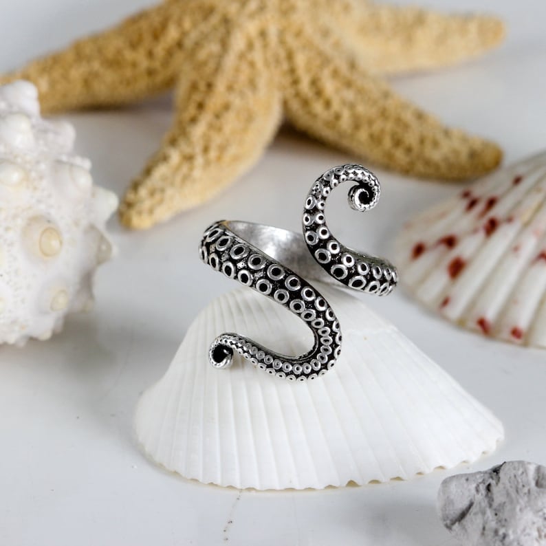 Octopus ring, silver squid ring, tentacle ring, octopus band, Sea life jewelry, Gothic ring, Boho Minimalist jewelry, Mother's Day gift image 6