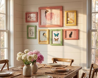 Retro fotolijstjesset voor aan de muur met leuke, combineerbare decoratieve lijstjes in verschillende maten en patronen, ideaal als housewarmingcadeau.