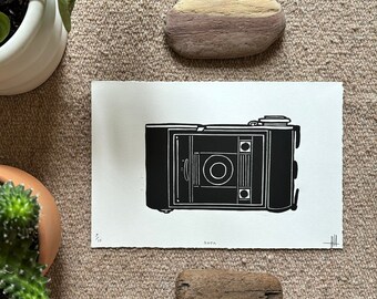 Handmade - Agfa (Billy Clack) Camera Art - Artwork Linocut