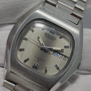 1980&#39;s Vintage Seiko 5 Automatic 7009-5010 &quot;Linen Dial&quot; Day/Date Japan Men&#39;s Watch