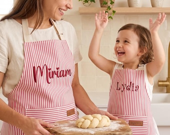 Mommy and Me Apron Set, Personalized Mother Daughter Aprons, Custom Embroidered Name, Matching Family Baking Gift