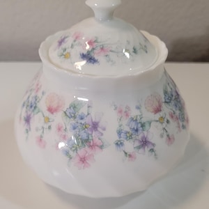 Vintage Wedgwood Bone China Sugar Bowl with Lid, &quot;Angela&quot; pattern