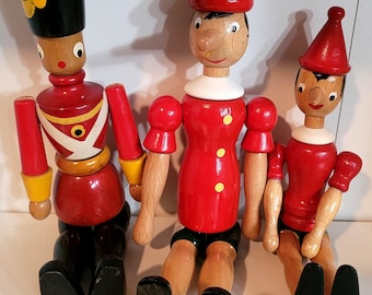 Vintage Wooden Pinocchio Dolls (Made in Italy) + Toy Soldier Figure – Hand Painted Articulated Wood Dolls – Folk Art Decor Set