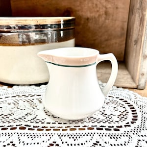 Vintage Syracuse China Restaurant Syrup Pitcher - Small Tan And Green Stripe Retro Diner Pitcher For Syrup Or Creamer