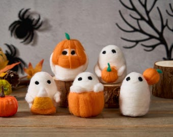Halloween Felt Ghostly Ornaments,Handmade Needle Felted Halloween Ghost,Spooky Decor,Halloween Table Setting,Halloween Decor,Halloween Gifts
