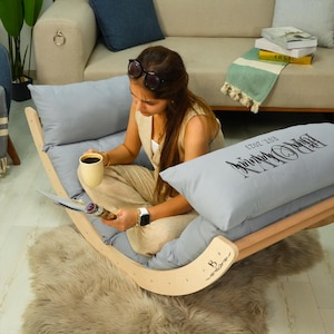 Houten chaise longue: schommelkussen voor buiten voor dutjes in de tuin, gezellig terrasmeubilair afbeelding 3