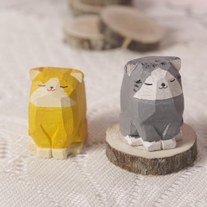 Handmade Wooden Cat Keychain, Wooden Sculpture Cat Keychain, Cat Figurine, Gift For Cat Lover, Carving Cat Gift Keychain, Unique Desk Decor