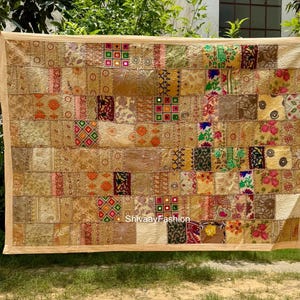 Tapiz de patchwork vintage para colgar en la pared, tapiz de algodón, decoración de pared banjara, tapiz para el hogar, tapiz indio hecho a mano.
