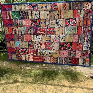 Embroidered Wall Hanging Vintage Sari Zari Work Tapestry Indian Heavy Cotton Handmade Throw Decorative Tapestries Patchwork Beads Runner