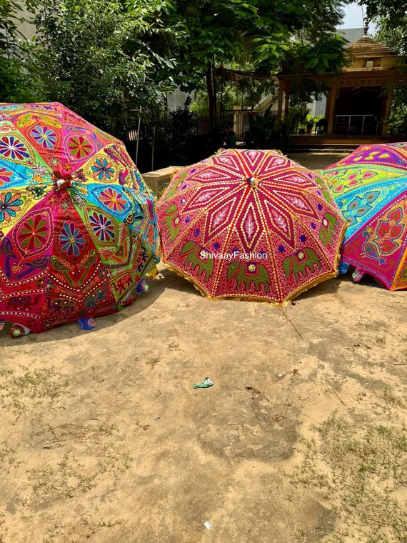 i patio umbrellas PURPLE LEAF Large Rectangular Porch Umbrella Outside Cantilever Yard Umbrella BTS22 Its broad canopy provides Color:Camouflage Tangkula Cantilever Umbrella Base