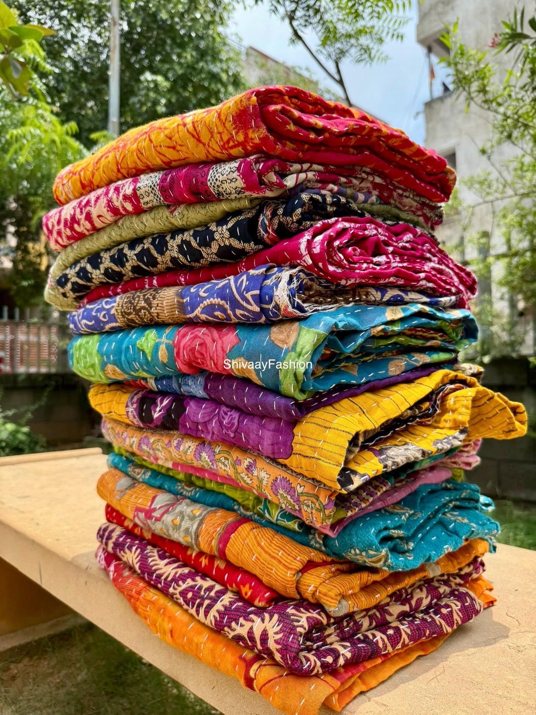 Hand-Stitched Vintage Kantha Quilt: Boho Cotton Bedspread (85x55 Inch) main image 1
