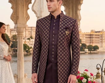 Elegante sherwani indo-occidental morado para hombre: atuendo de novio indio
