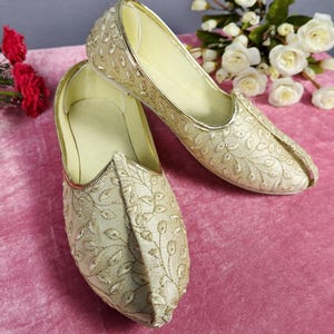 BEIGE WEDDING SHOES for Men | Groom Loafers | Indian Ethnic Sherwani Jutti | Mojari for Wedding | Traditional Footwear for Groom