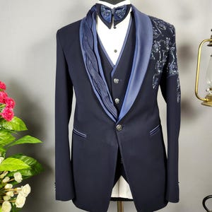 LUXURIOUS BLUE TUXEDO Suit For Men, Wedding Handwork Tuxedo, Groom Suit, Prom Suit, Made to Measure Suit, Men's Tuxedo for Reception