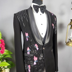 LUXURY DESIGN BLACK Tuxedo Suit For Men | Wedding Handwork Tuxedo | Made to Measure Suit | Men&#39;s Tuxedo for Reception | Groomsmen Tuxedo