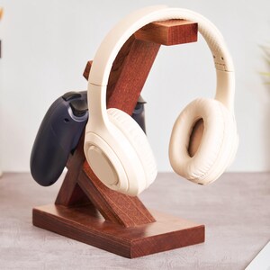 カスタム木製ヘッドフォンホルダー、パーソナライズされたコントローラースタンド、刻印入りゲーミングコントローラーとヘッドセットスタンド、ゲーマーへのクリスマスギフト 画像 8