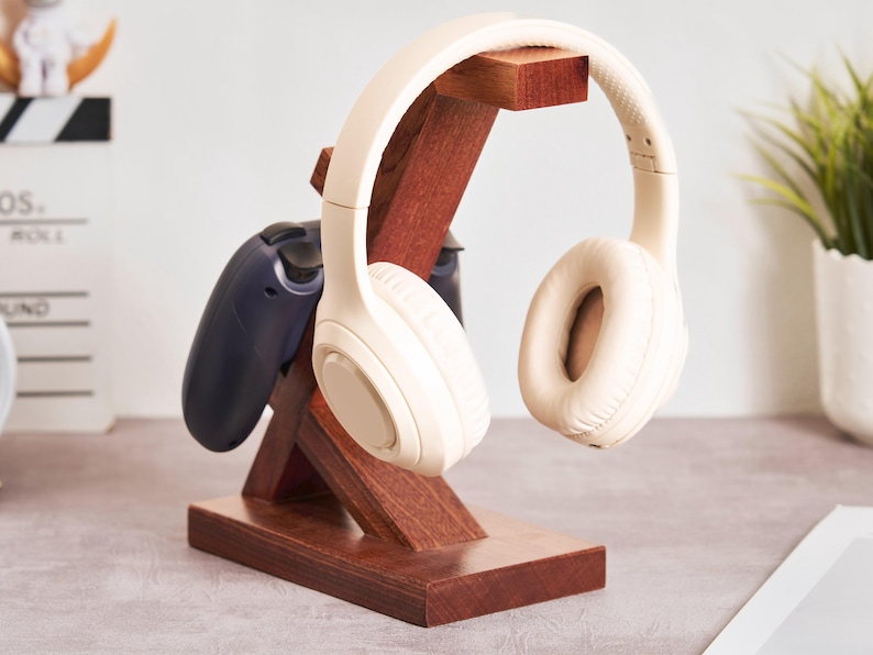 カスタム木製ヘッドフォンホルダー、パーソナライズされたコントローラースタンド、刻印入りゲーミングコントローラーとヘッドセットスタンド、ゲーマーへのクリスマスギフト 画像 8