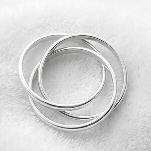Sterling Silver Interlocking Triple Band Ring, Modern Geometric Stacking Jewelry