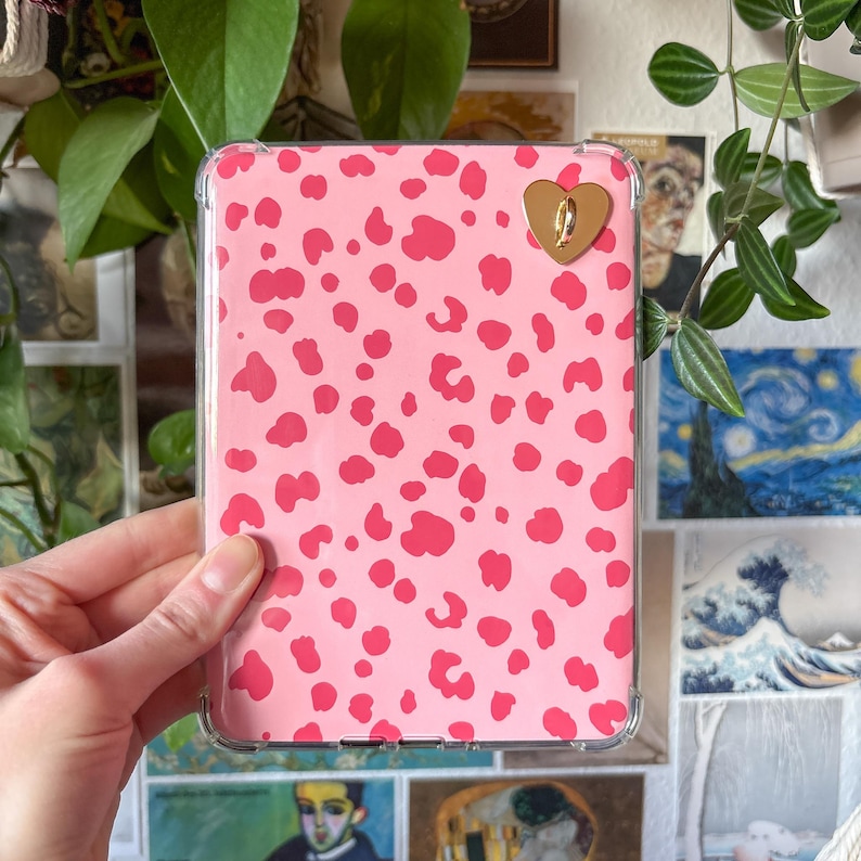Pink cheetah Kindle insert