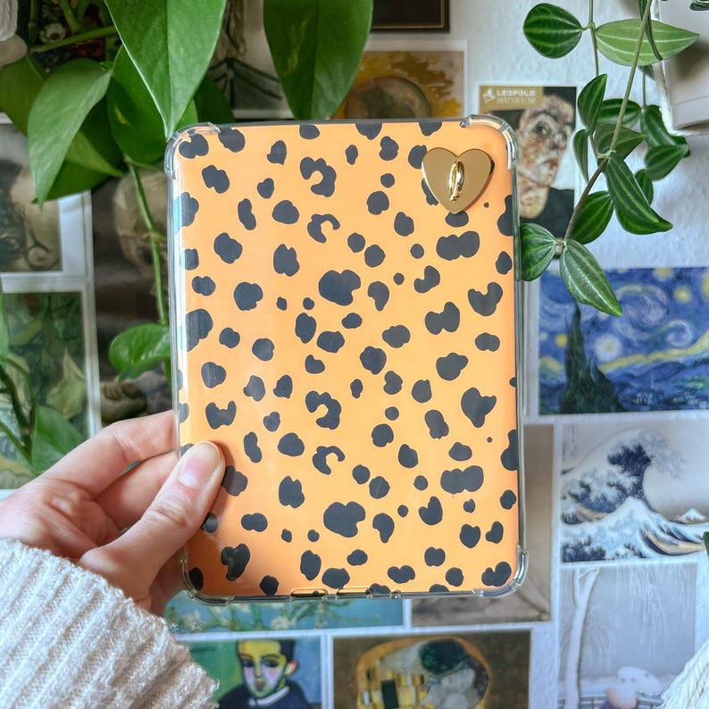 Cheetah Kindle insert