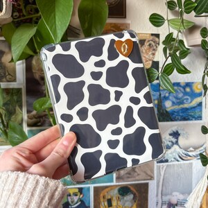 black cow Kindle insert