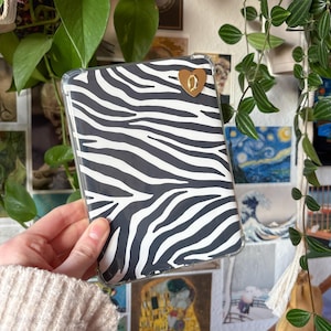 Zebra Kindle insert