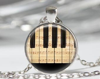LERYDESI Piano Necklace - Musical Moon Pendant With Sheet Music, 18+1.5 Inch Chain, Customizable Jewelry For Musicians