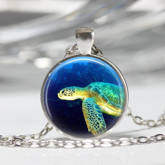 Ocean Project Sea Turtle Necklace 2024 www.prevatthistory