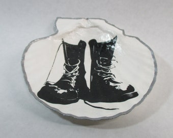 Combat Boots Punk Rock Gilded Seashell Scallop Shell Trinket Dish Ring Holder Jewelry Tray