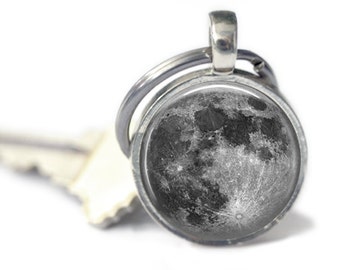 Full Moon Key Chain, Moon Keychain, Astronomy, Outer Space, Space Key Ring, Accessories for Men or Women
