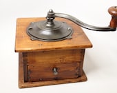 Antique Coffee Grinder - Cast Iron Coffee Grind, Coffee Mill - Kitchen Antique - Kitchen Primitive - Coffee - Antique Grinder - Kitchen Tool