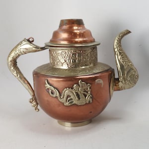 Vintage Asian Motif Copper Tea Pot - Copper Kettle - Decorative Asian Tea Pot - Copper Tea Kettle - Well Made - Copper Kitchen