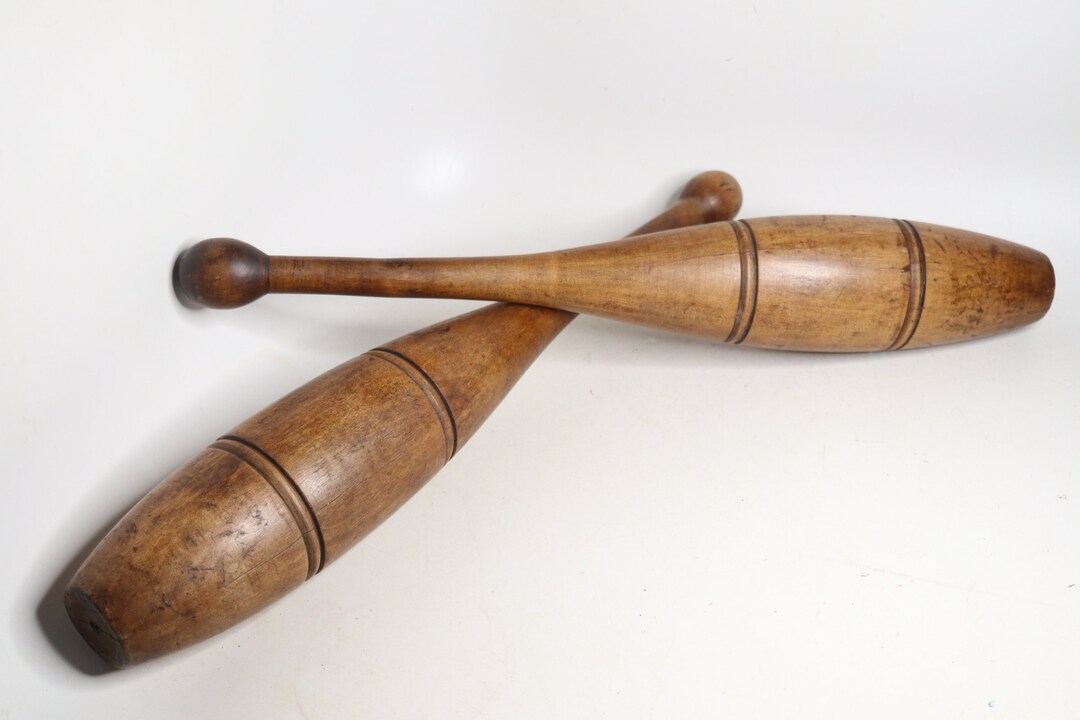 Antique Pair Jugglers Pins Indian Clubs Carnival Juggler Pins Exercise Clubs 1.5 and 1.75 Pound
