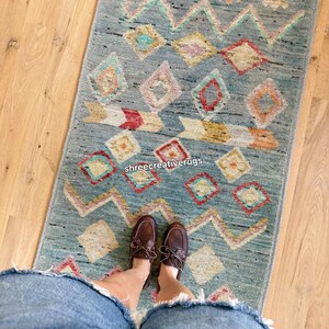 Hand-Knotted Tribal Diamond & Arrow Pattern – Colorful Teal Hallway Rug – Boho Kitchen Runner – Modern Native Inspired Decor .