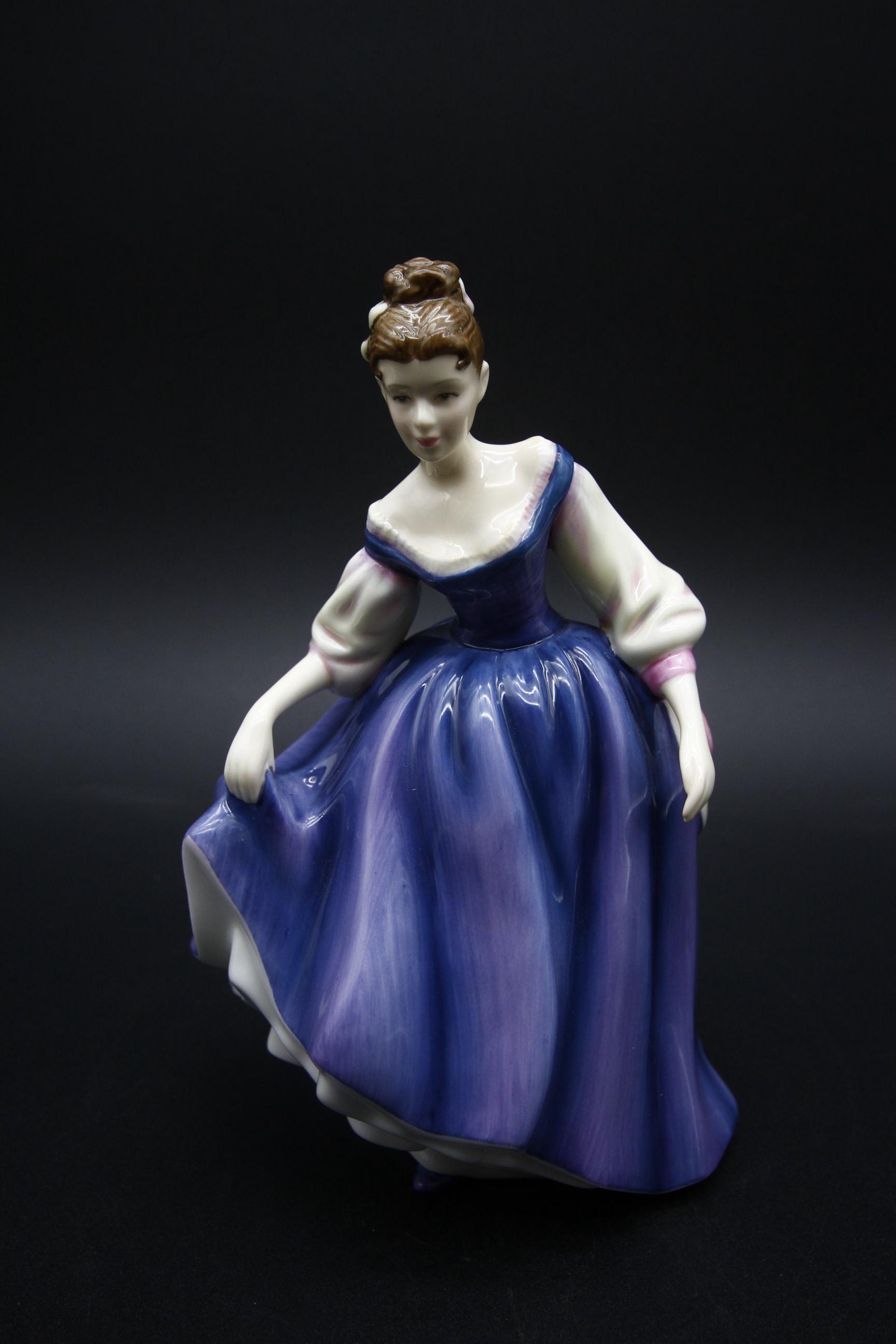 royal doulton figurines blue dress Royal Doulton Pretty Ladies Figurine Alyssa Blue Gown 7