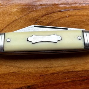 Colonial USA Vintage 3 blade Pocket Knife