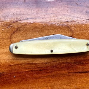 Vintage Camco 2 blade Pocket knife