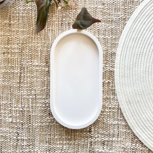 Collection de lin Plateau de salle de bain/plateau de vanité pour votre décor côtier/plateau à bougies, plateau à parfum ou plateau à bijoux pour votre décor de chambre Boho Oval