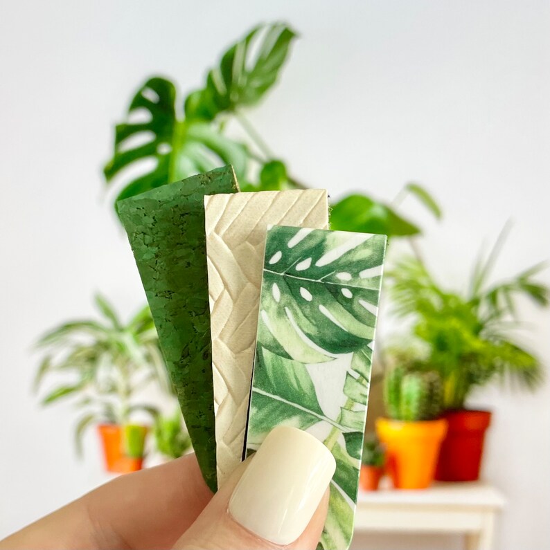 Magnetic Monstera Bookmark Set Faux Leather Magnetic Bookmark Bookmark for Women Plant Lover Gift for Women Pretty Magnetic Bookmark image 4