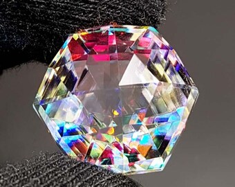 最高級品質の100%天然ミスティッククォーツ、輝くシェイプ、ファセット