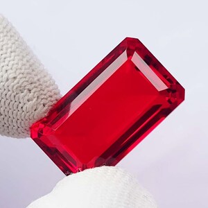 Rubí esmeralda de corte rojo sangre, gema suelta, regalo para 43 quilates (15x26x12 mm)