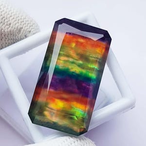 Ammolite Multi Fire Smeraldo Taglio Per Anello: Gemma Bicolore Multicolore 28 Ct 15x27x7mm