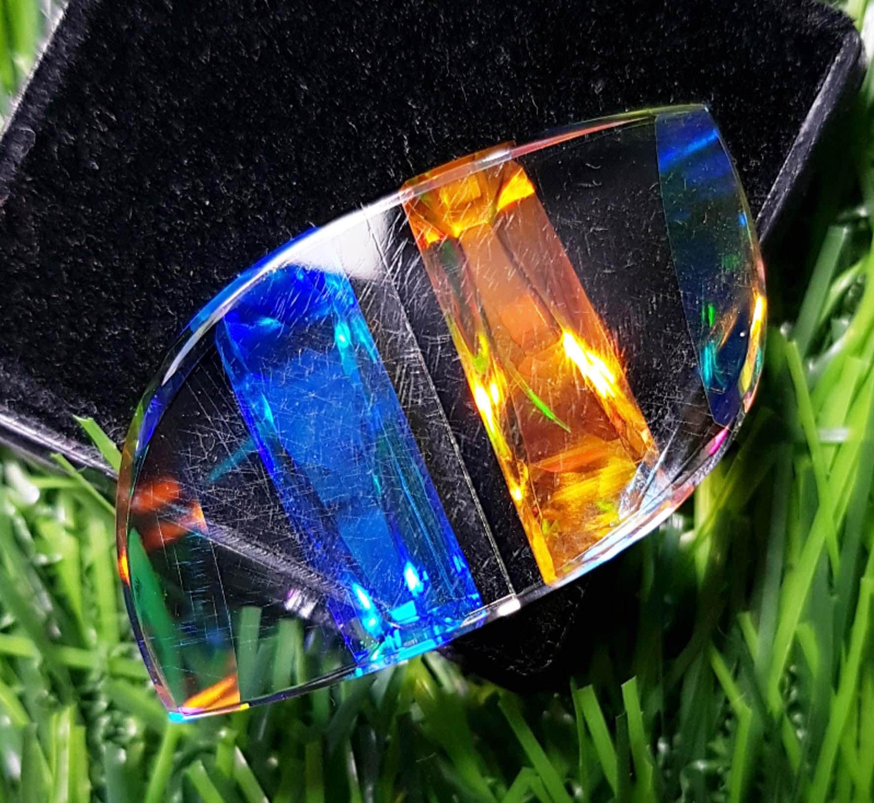 Cabochon Ovale En Topaze Mystique Arc-en-ciel Naturel - 18,60 Ct - Neuf Sans Emballage